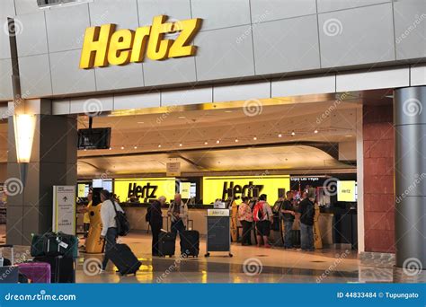 hertz car rental las airport.